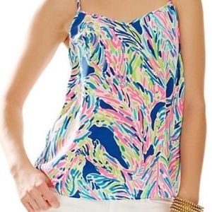 Lilly Pulitzer Palm Reader Dusk Top Size M NWT